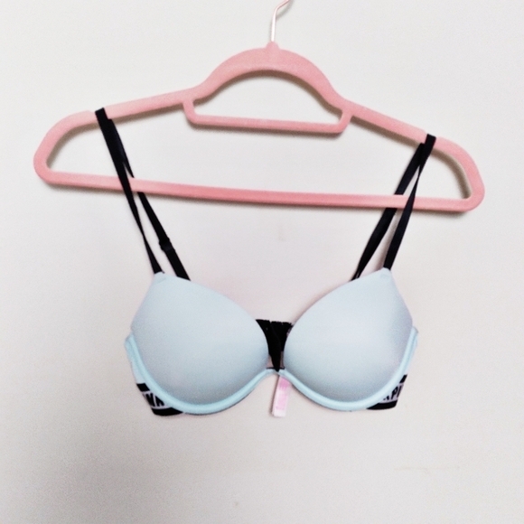 Pink Victoria's Secret Wear Everywhere Light Blue Spell Out Push Up Bra Size 32C - Picture 1 of 12